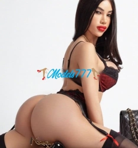 Bella_7033