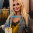 Angela_7677