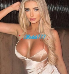 Fiona_8852